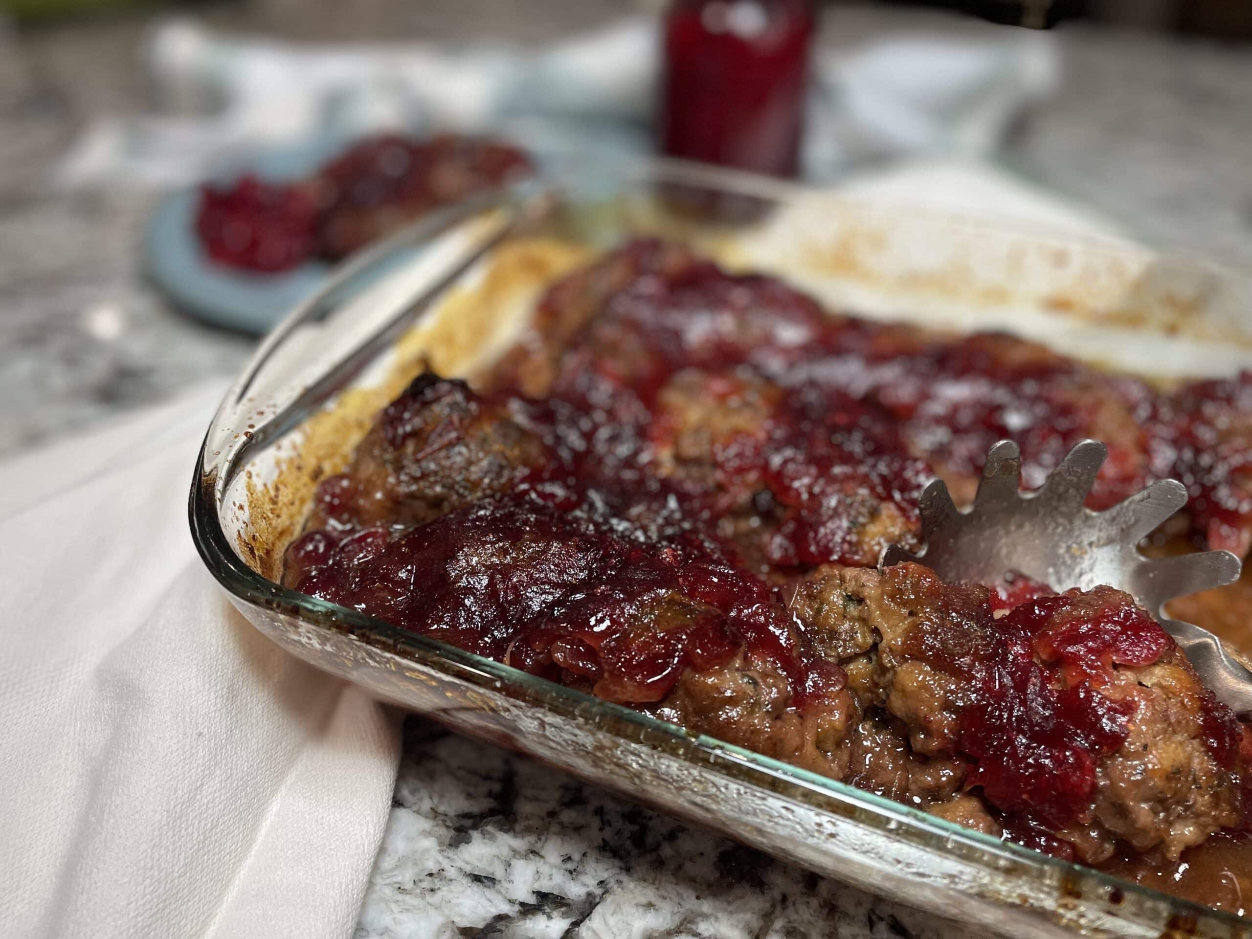 Sweet and Spicy Cranberry Jalapeño Meatballs