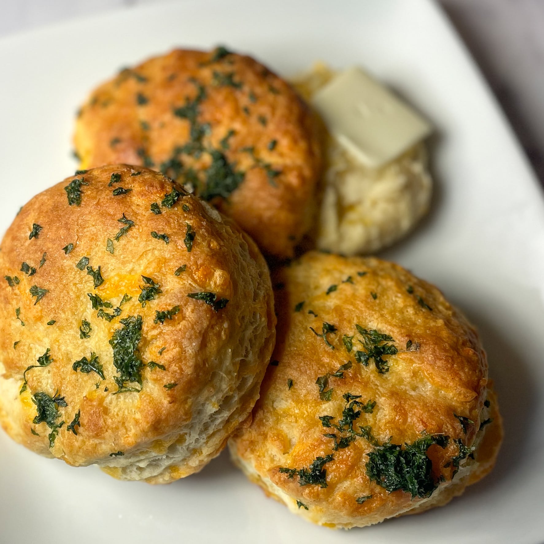 Cheddar Bay Biscuits