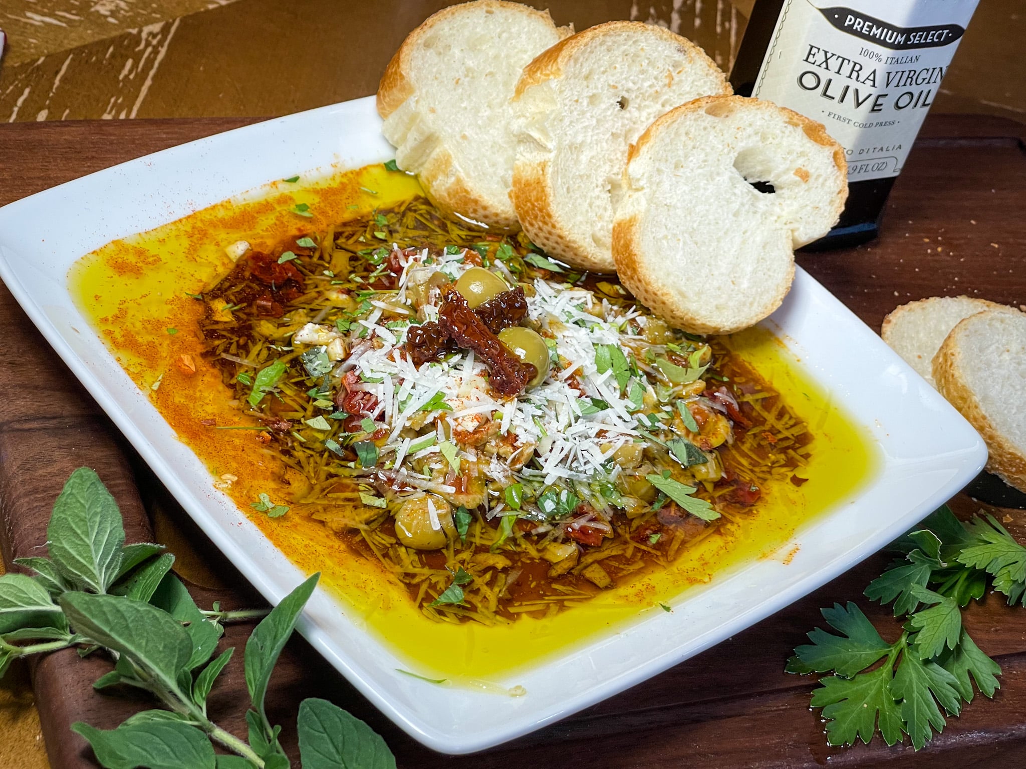 Italian Olive Oil and Balsamic Bread Dip