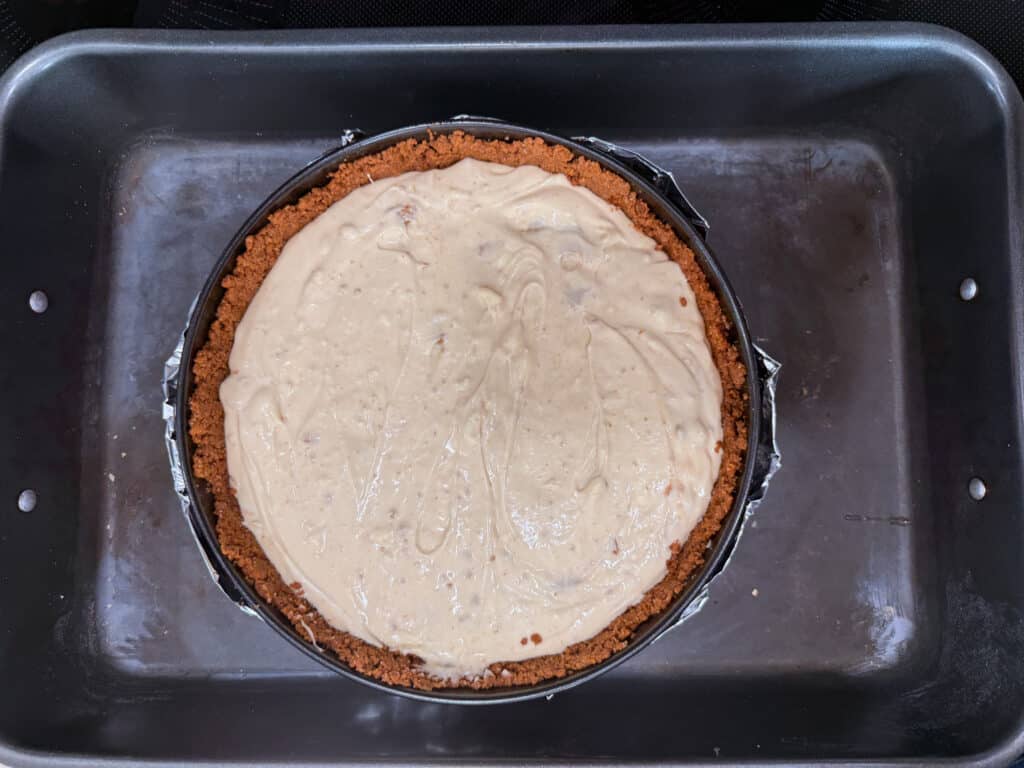 Filling a Cheesecake