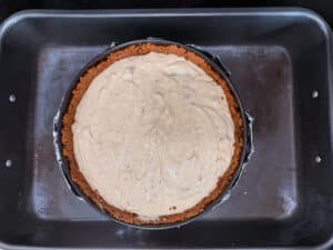 Filling a Cheesecake